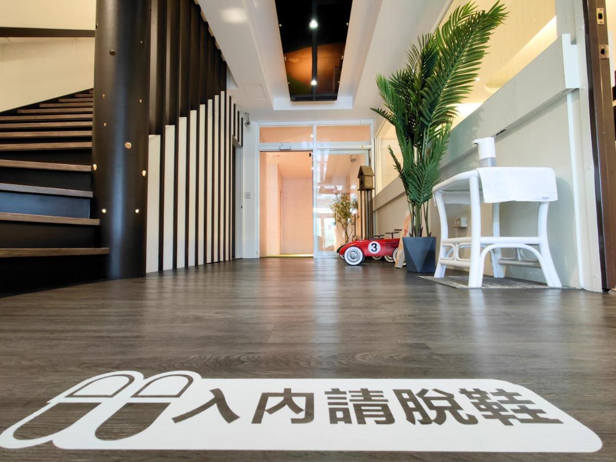 Lovestar Lakeside Hotel - Stars Building 남완 외부 사진